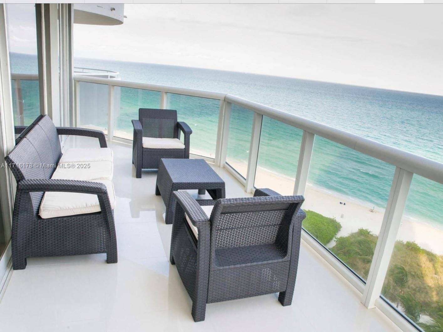 Miami Beach, FL 33141,6301 Collins Ave #1402