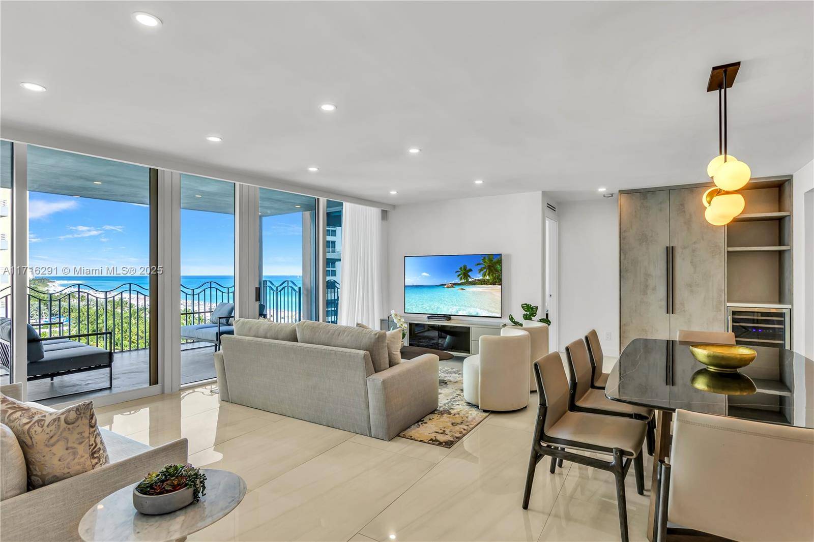 Miami Beach, FL 33139,1500 Ocean Drive #1003