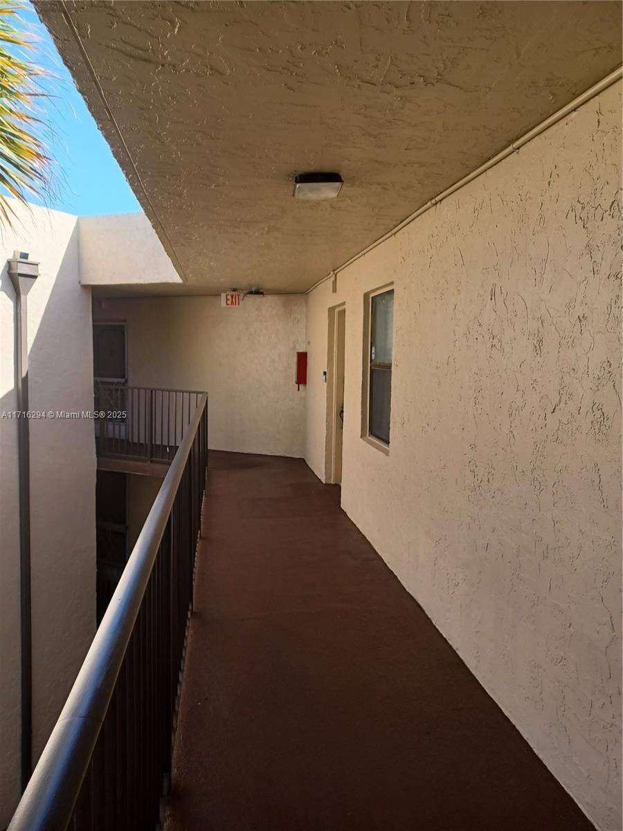 Tamarac, FL 33321,6301 N University Dr #314