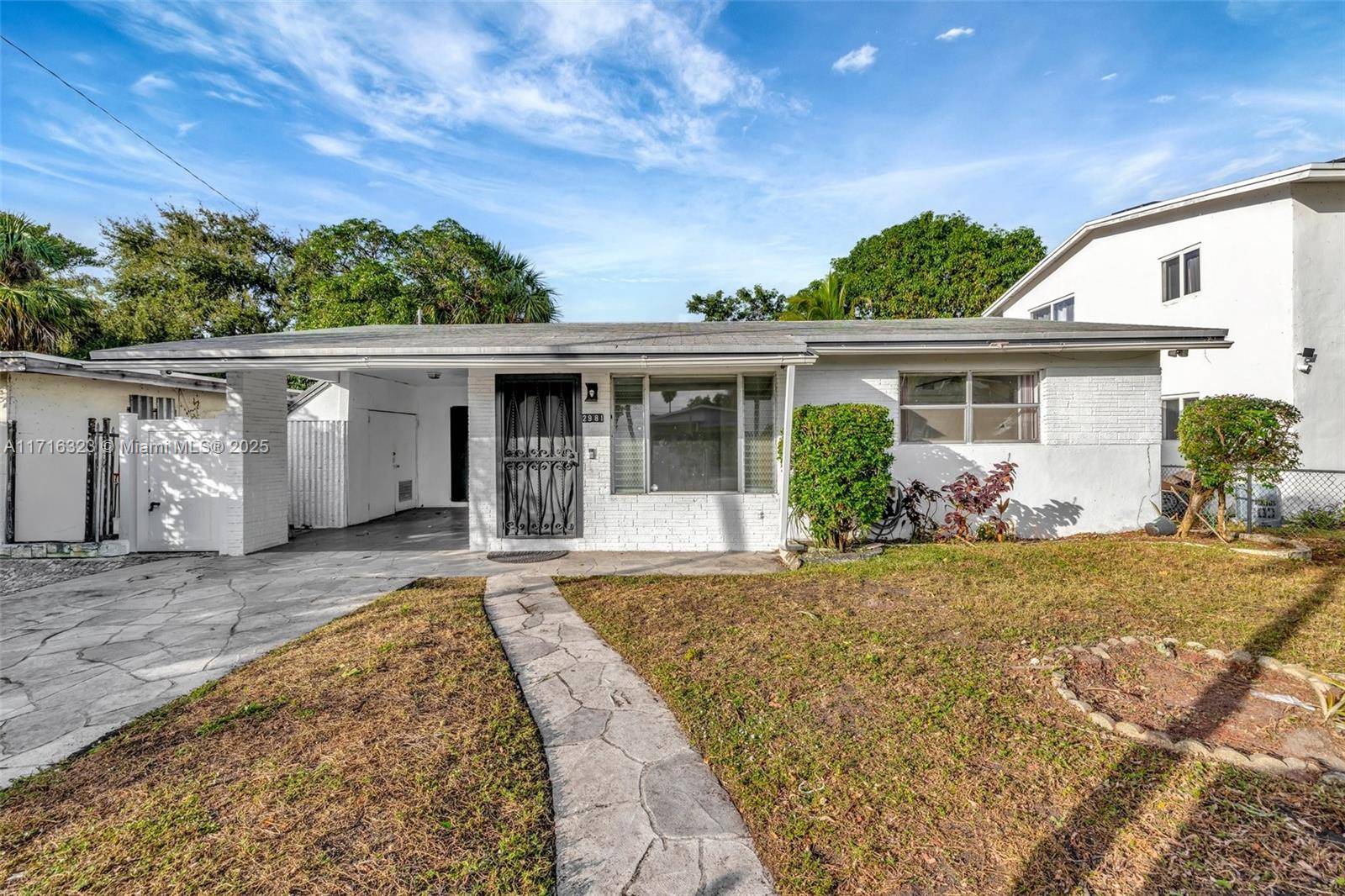 Fort Lauderdale, FL 33311,2981 NW 7th Ct