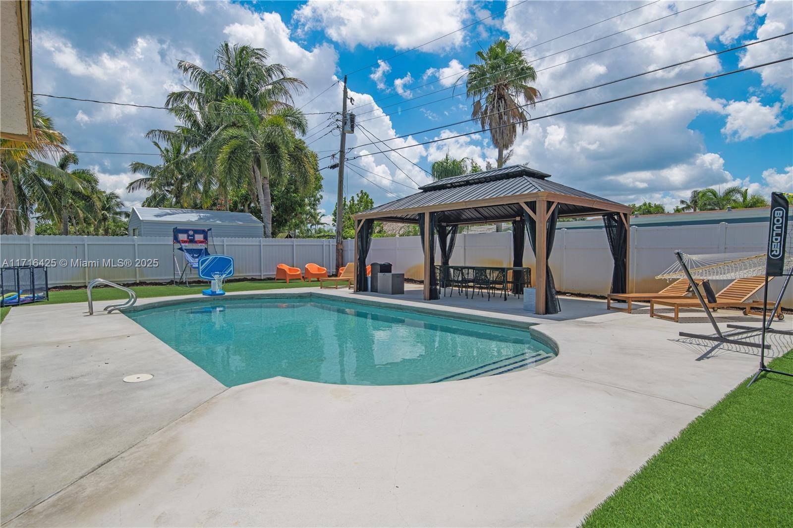 Deerfield Beach, FL 33441,317 SE 7th Ave