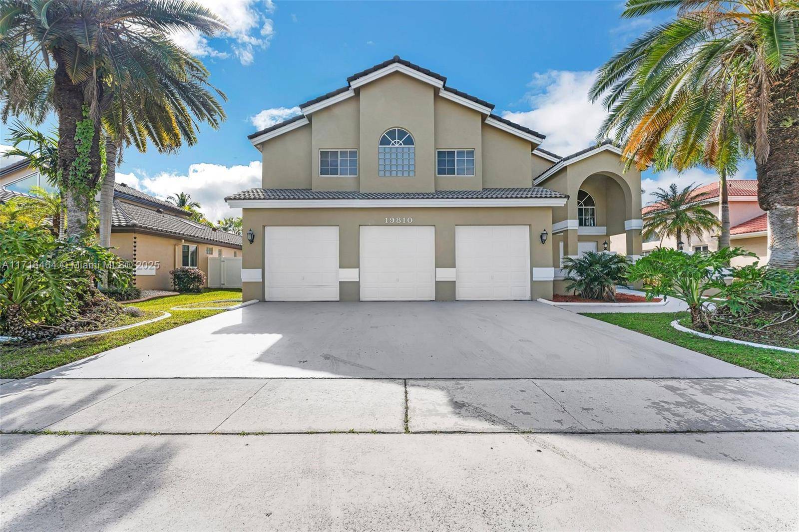 Pembroke Pines, FL 33029,19810 NW 10th St