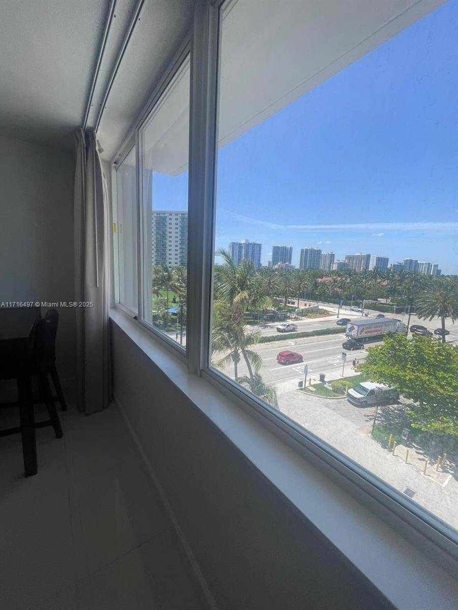 Sunny Isles Beach, FL 33160,19201 Collins Ave #330