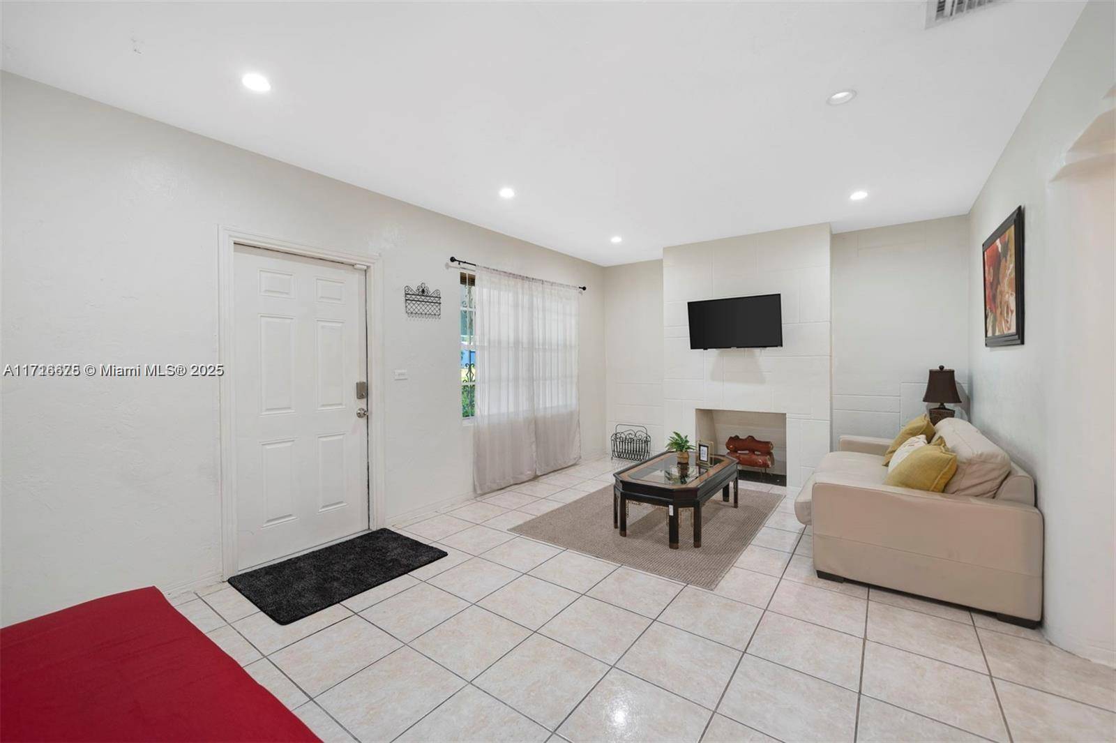 Miami, FL 33127,51 NW 49th St #1
