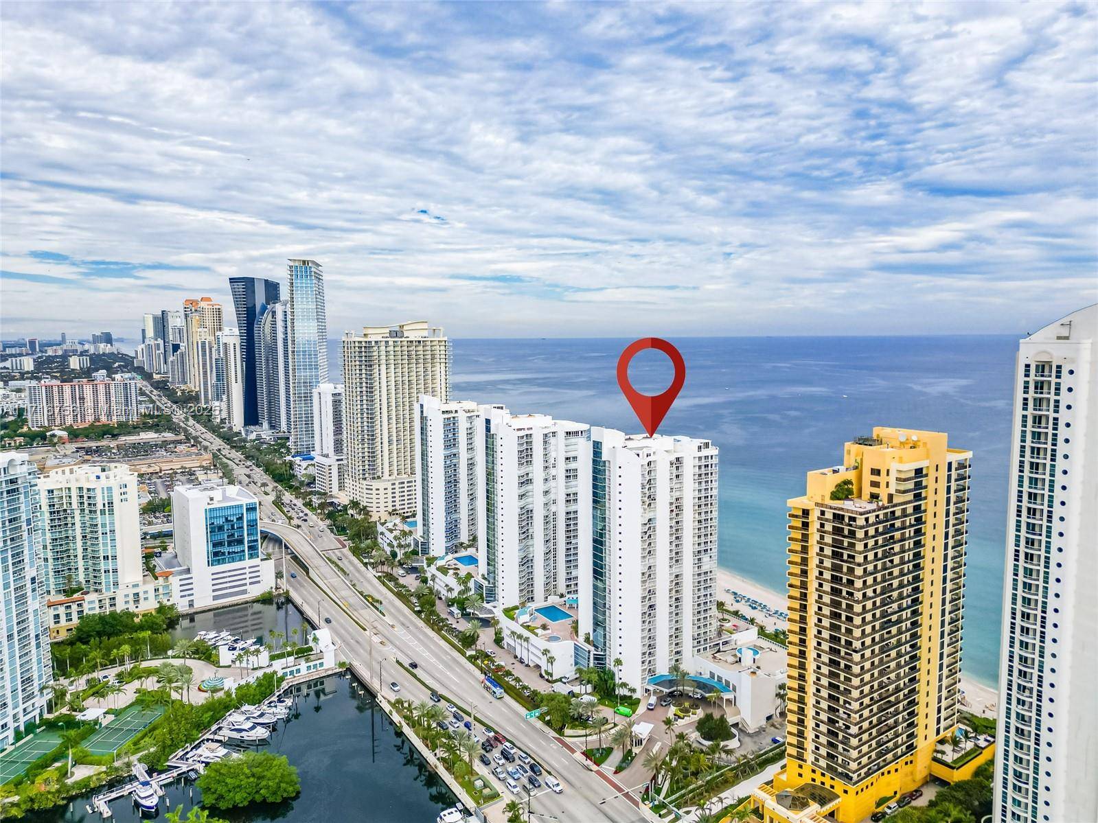 Sunny Isles Beach, FL 33160,16425 Collins Ave #212