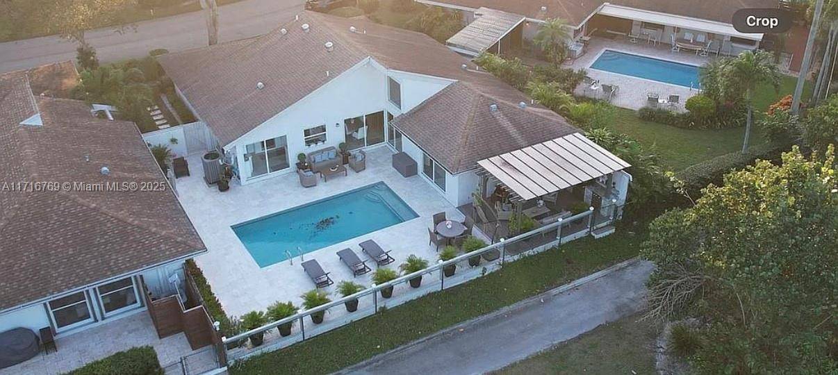 Hollywood, FL 33021,148 Greens Rd