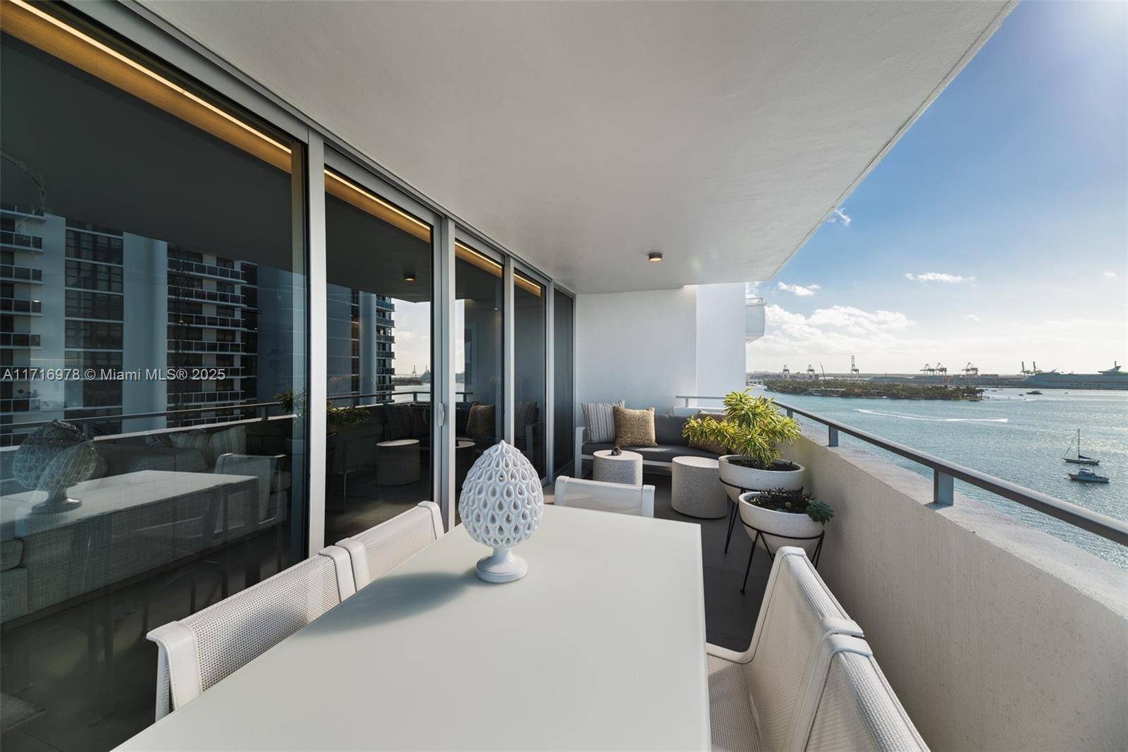Miami Beach, FL 33139,11 Island Ave #1911
