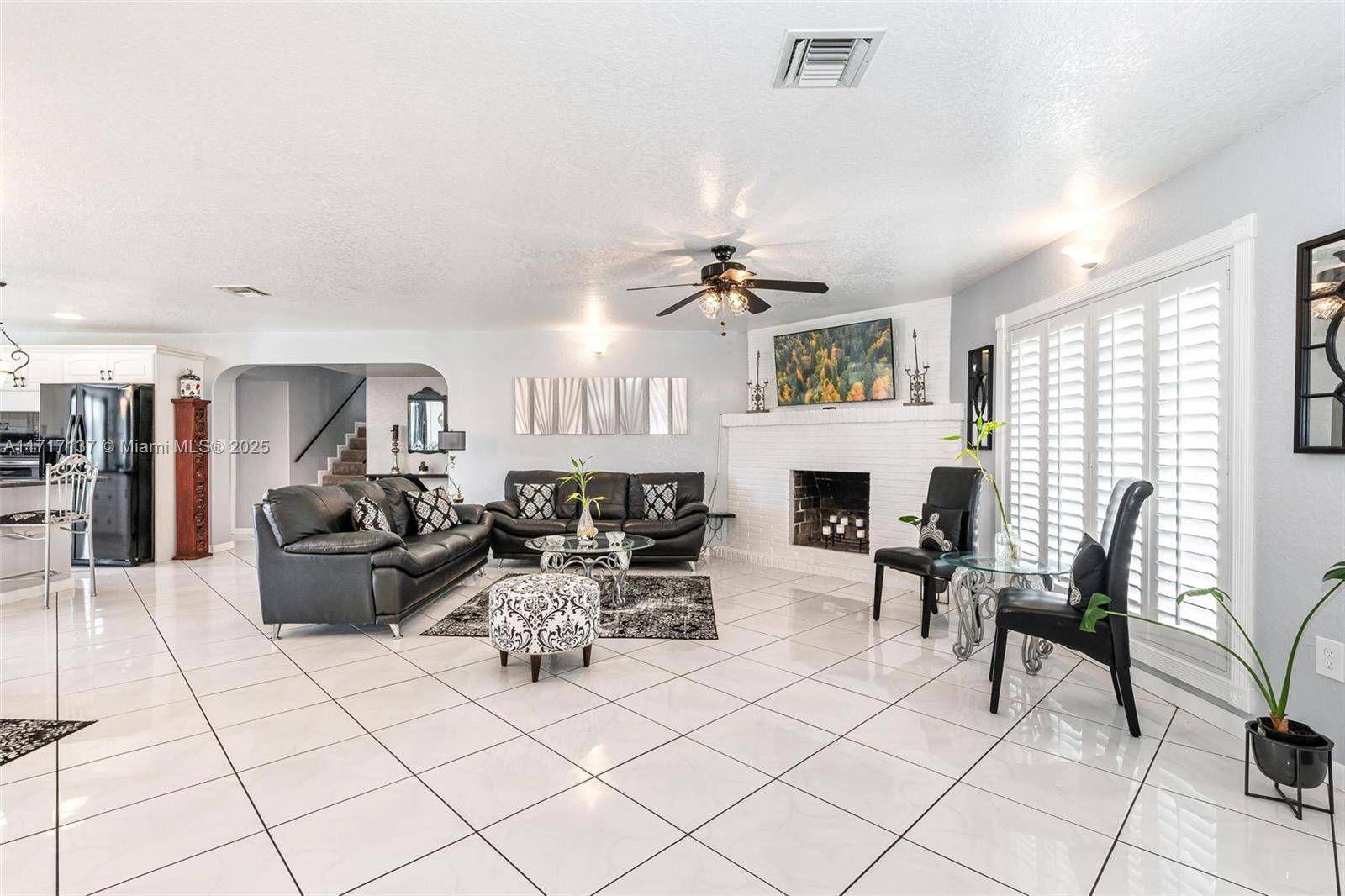 Davie, FL 33330,3051 SW 136th Ave