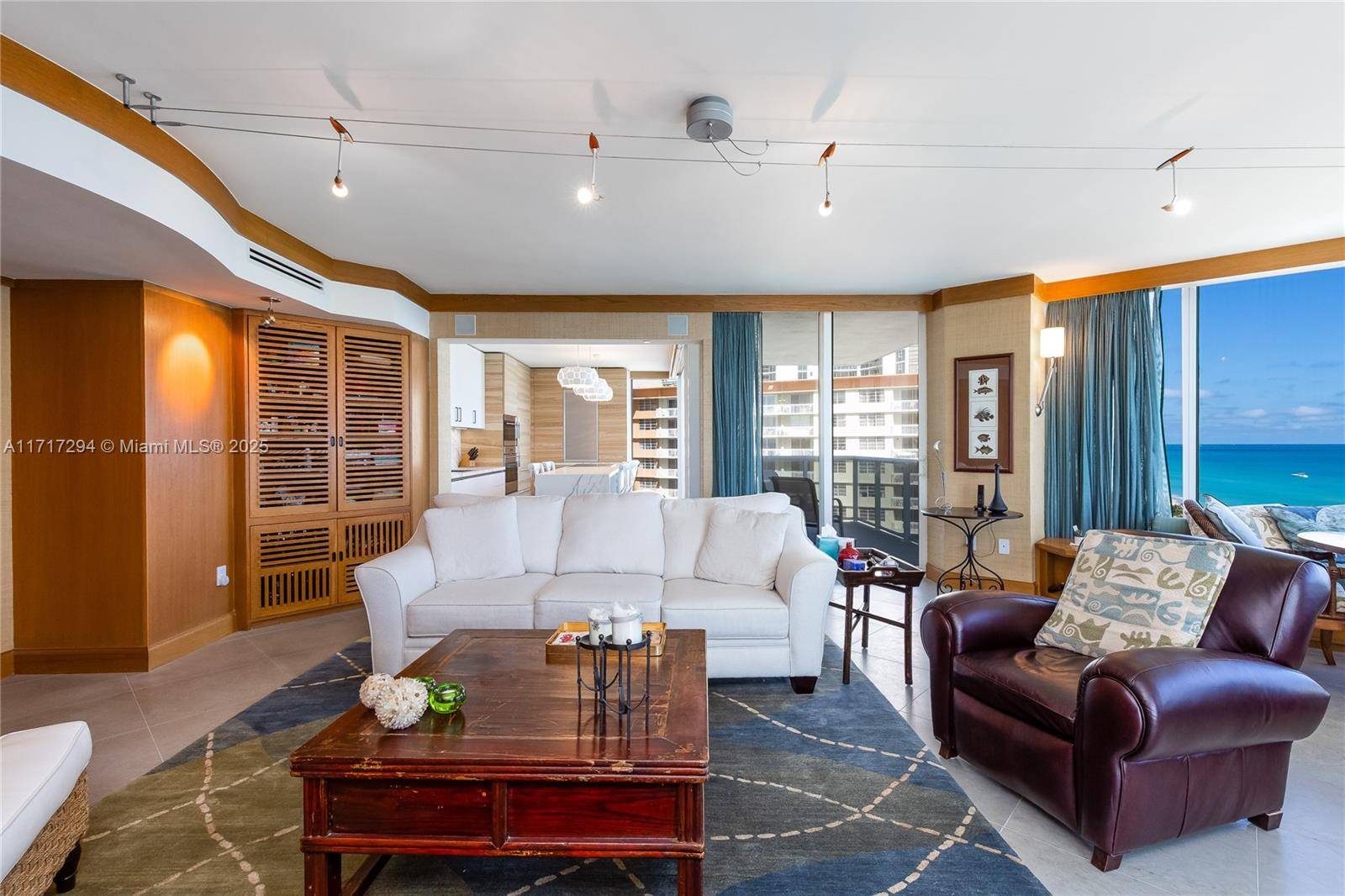 Sunny Isles Beach, FL 33160,19111 Collins Ave #901