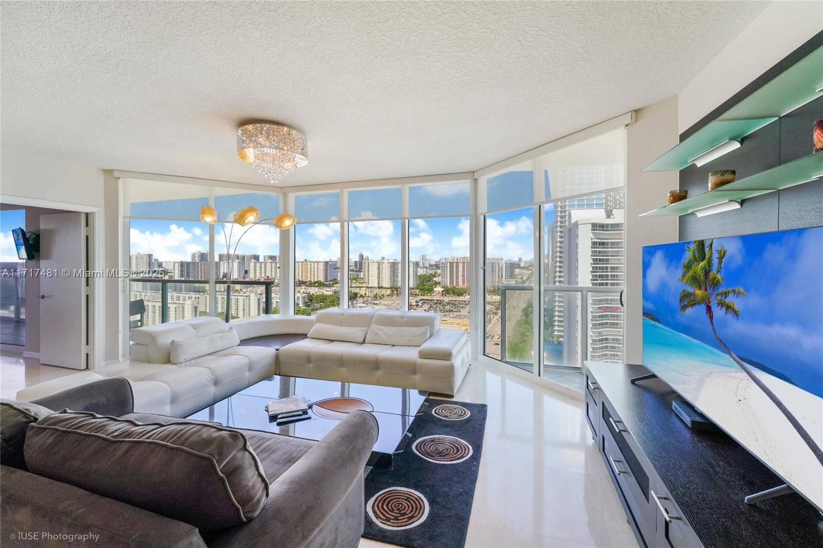 Sunny Isles Beach, FL 33160,16699 Collins Ave #2407