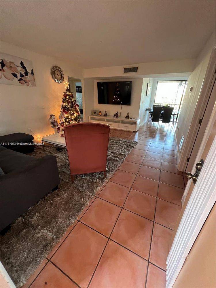 Miami, FL 33183,8600 SW 133rd Ave Rd #423