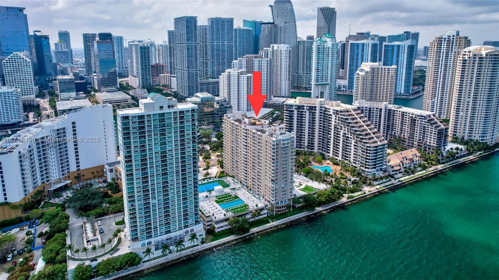 Miami, FL 33131,770 Claughton Island Dr #614