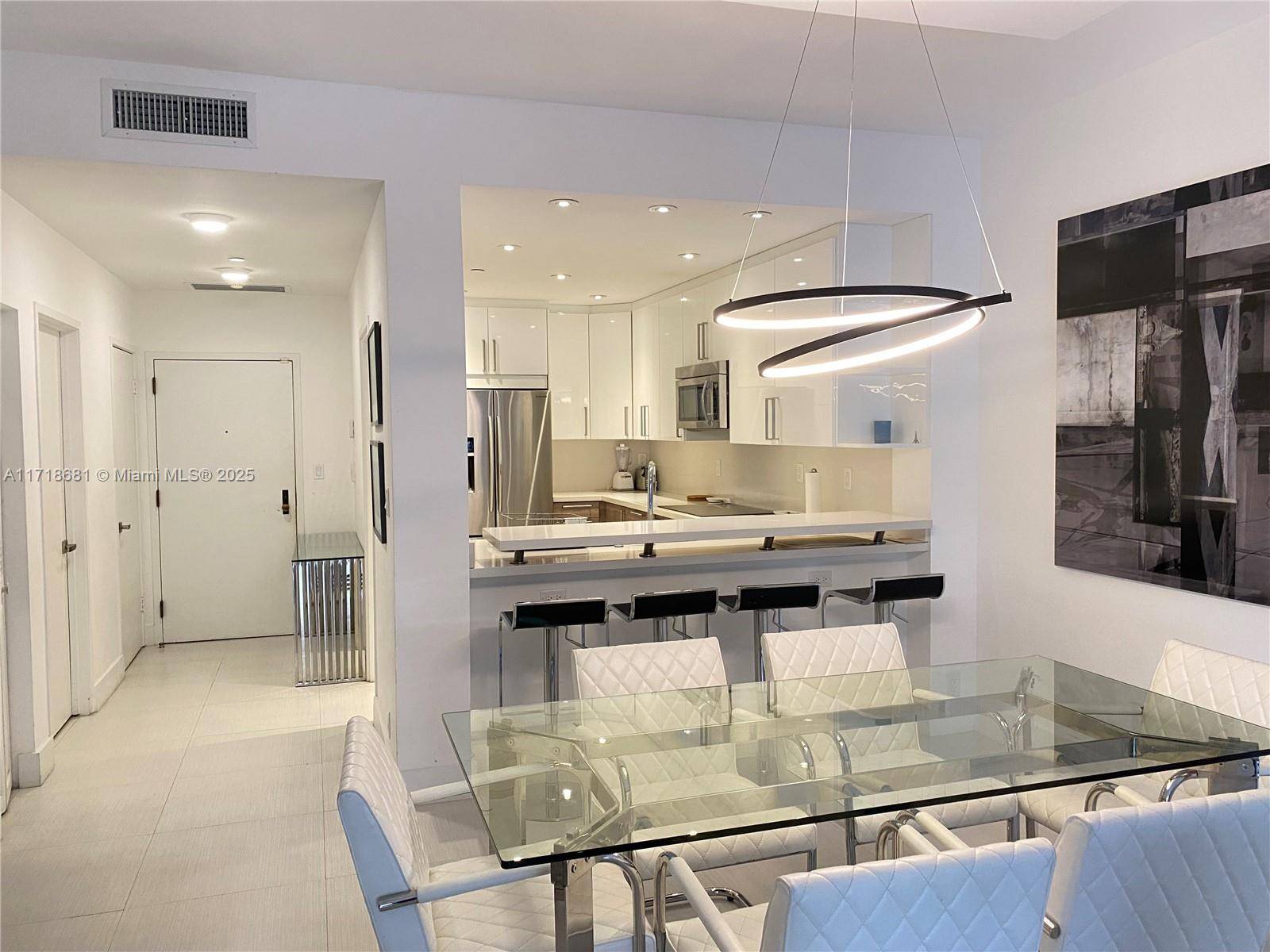 Key Biscayne, FL 33149,201 Crandon Blvd #336