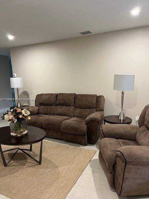 Miami, FL 33145,3009 SW 24th St