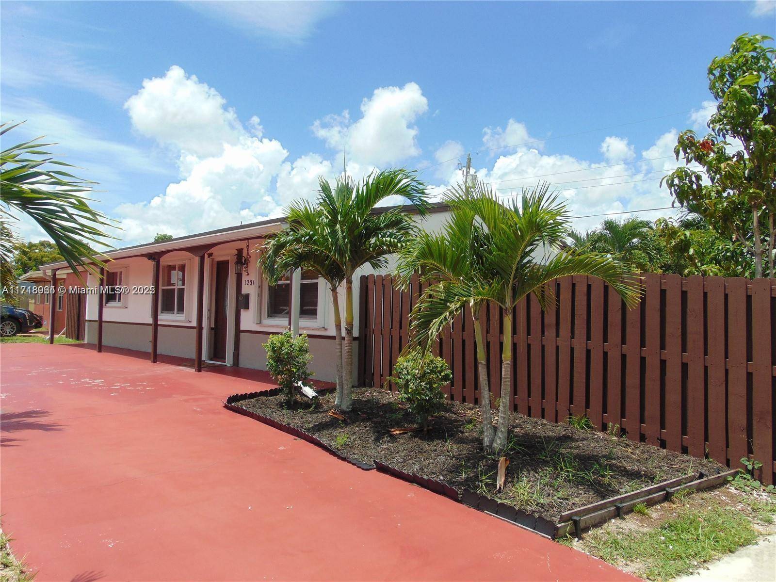 Hollywood, FL 33024,1230 N 70th Ter #0