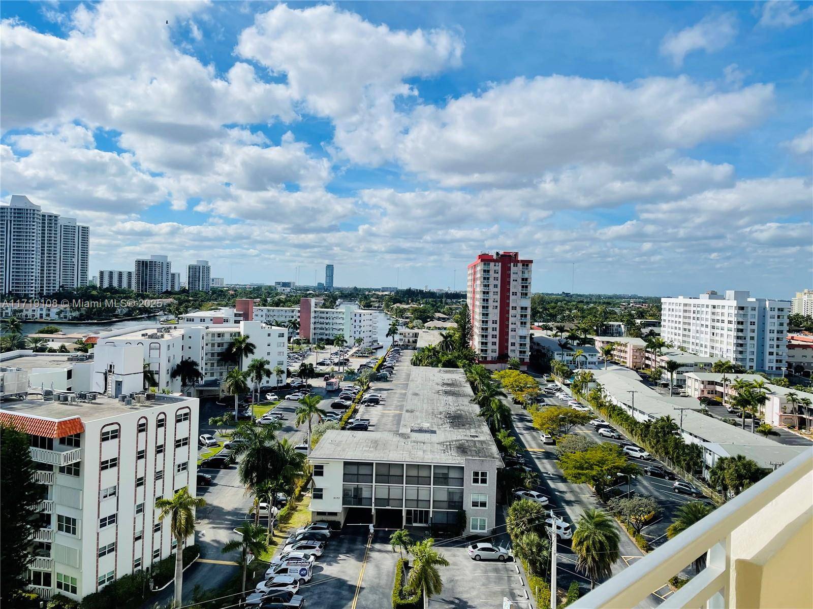 Hallandale Beach, FL 33009,3180 S Ocean Dr #1021