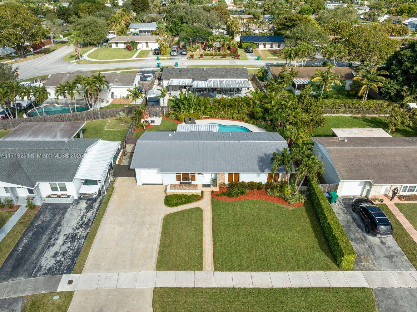 Palmetto Bay, FL 33157,9143 SW 181st St