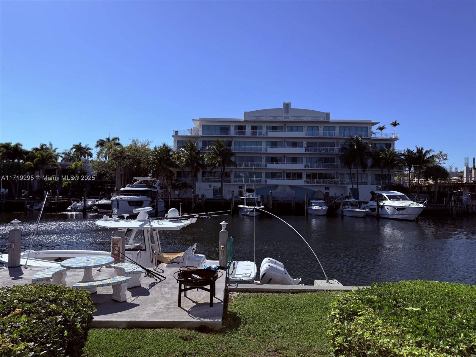 Fort Lauderdale, FL 33301,180 Isle Of Venice Dr #105