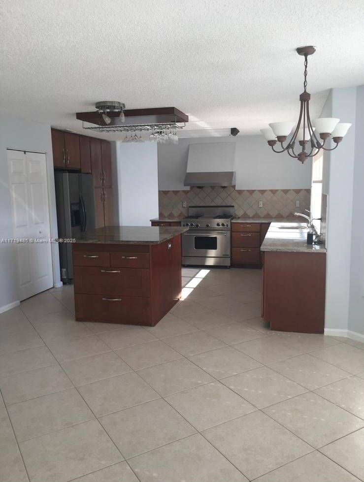 Miramar, FL 33029,3224 SW 175th Ave