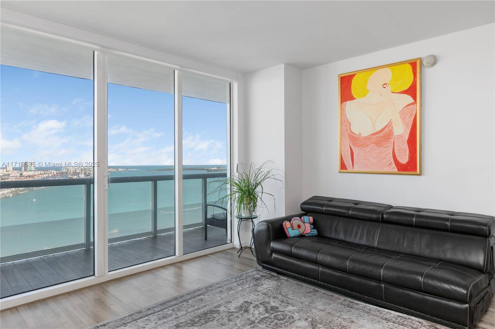 Miami, FL 33132,50 Biscayne Blvd #3006
