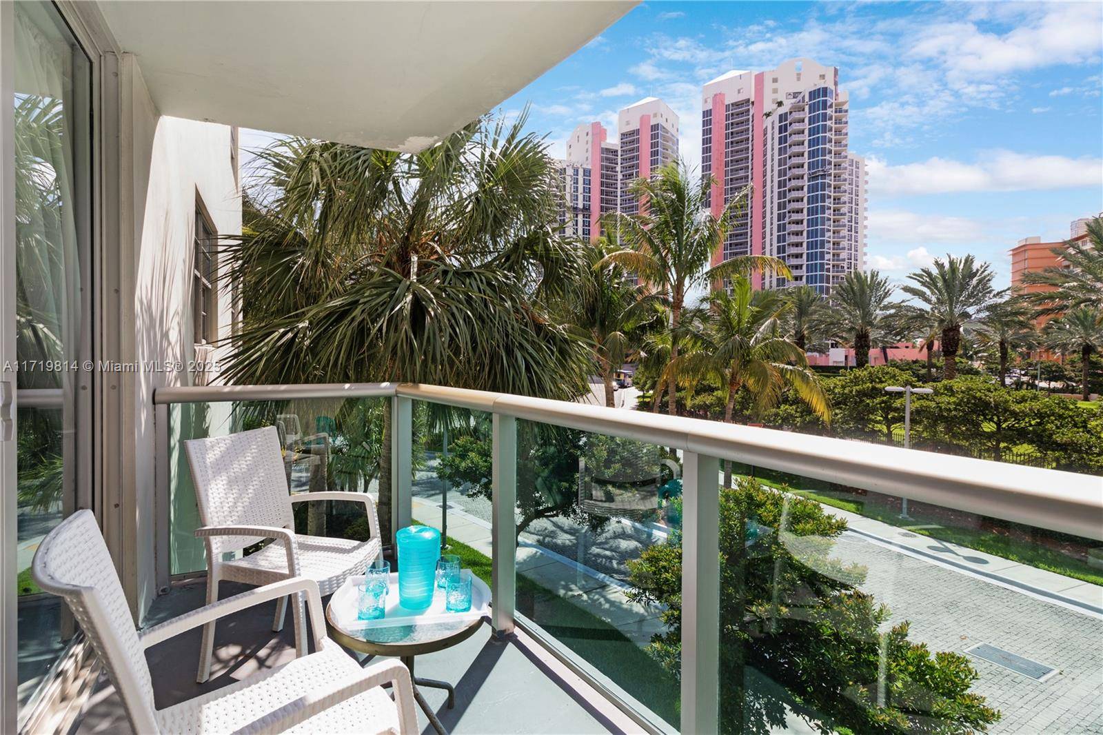 Sunny Isles Beach, FL 33160,19370 Collins Ave #227