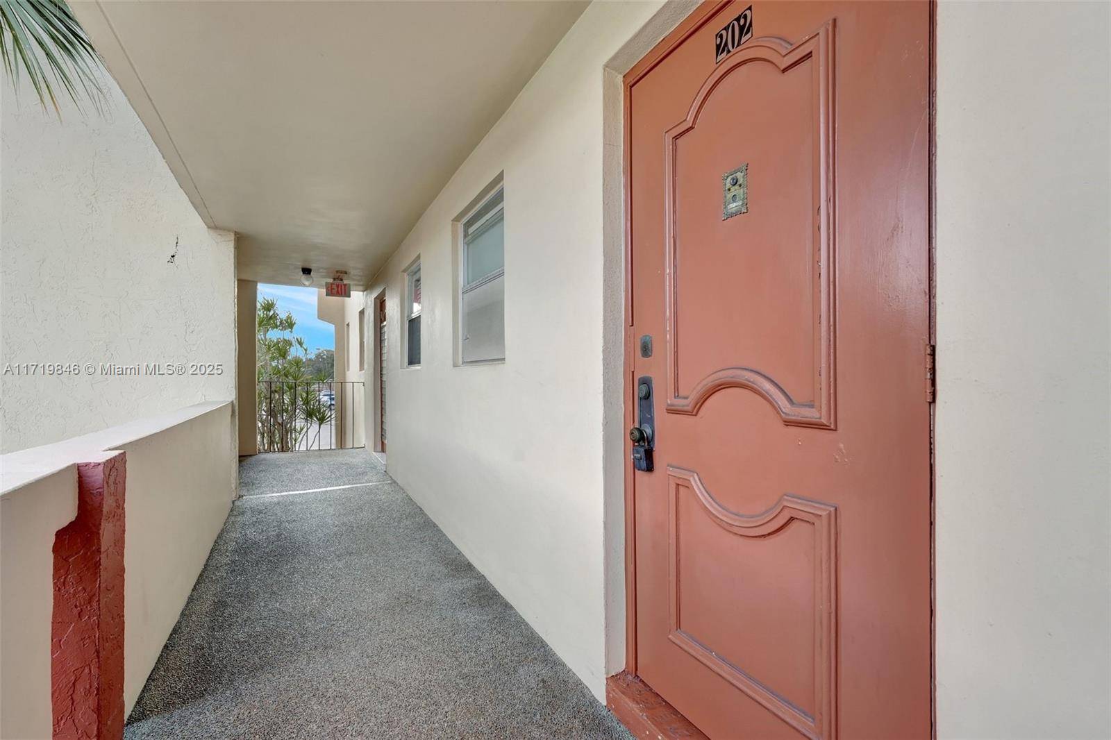 Sunrise, FL 33322,2931 E Sunrise Lakes Dr #202