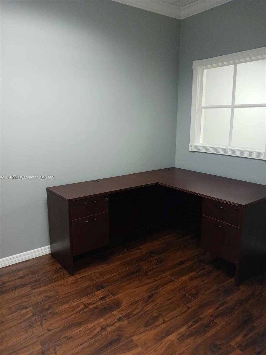 Plantation, FL 33324,111 N Pine Island Rd #208B