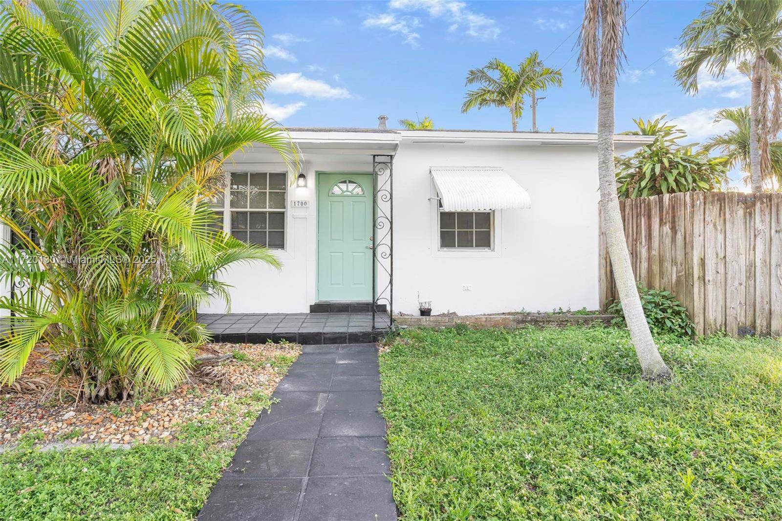 Fort Lauderdale, FL 33304,1700 NE 12th St