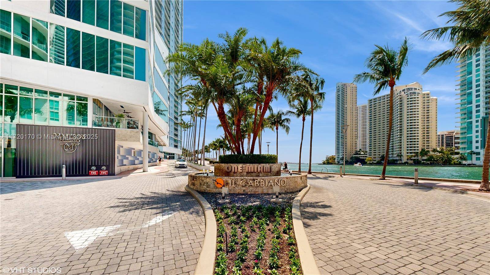 Miami, FL 33131,325 S Biscayne Blvd #2316