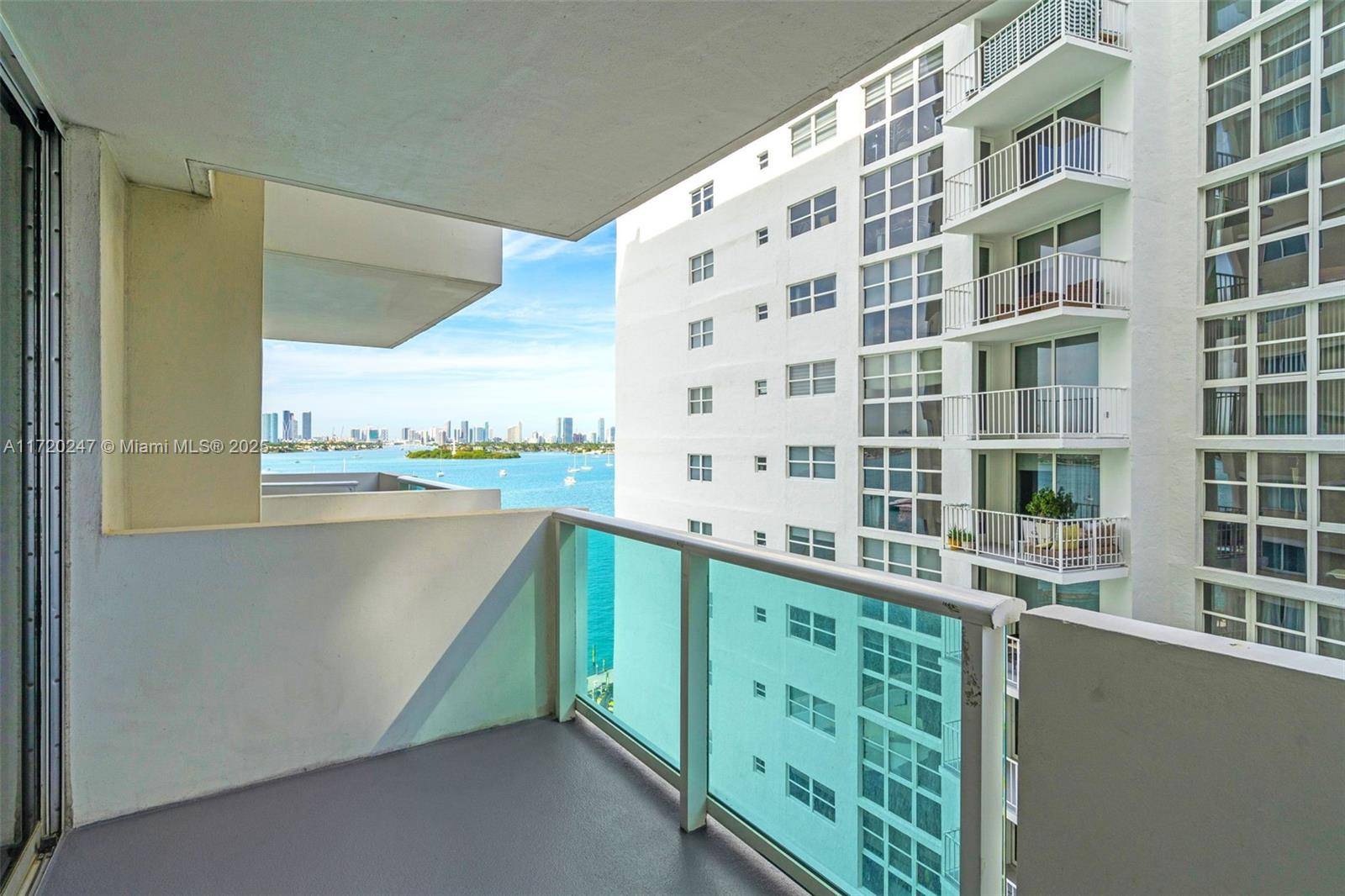 Miami Beach, FL 33139,1200 West Ave #823