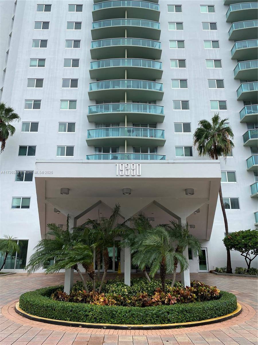 Sunny Isles Beach, FL 33160,19380 Collins Ave #326