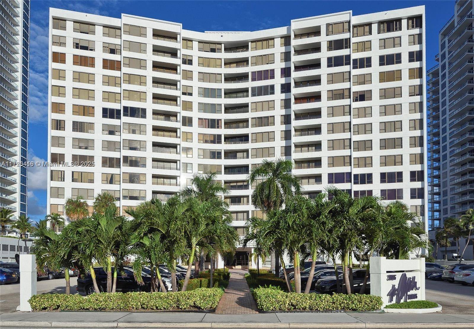 Hollywood, FL 33019,3505 S Ocean Dr #1514