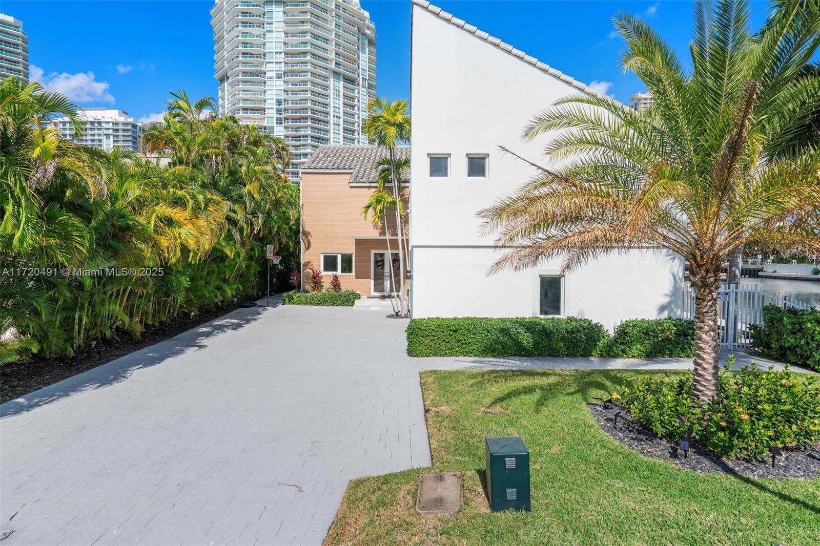 Sunny Isles Beach, FL 33160,201 Atlantic Ave