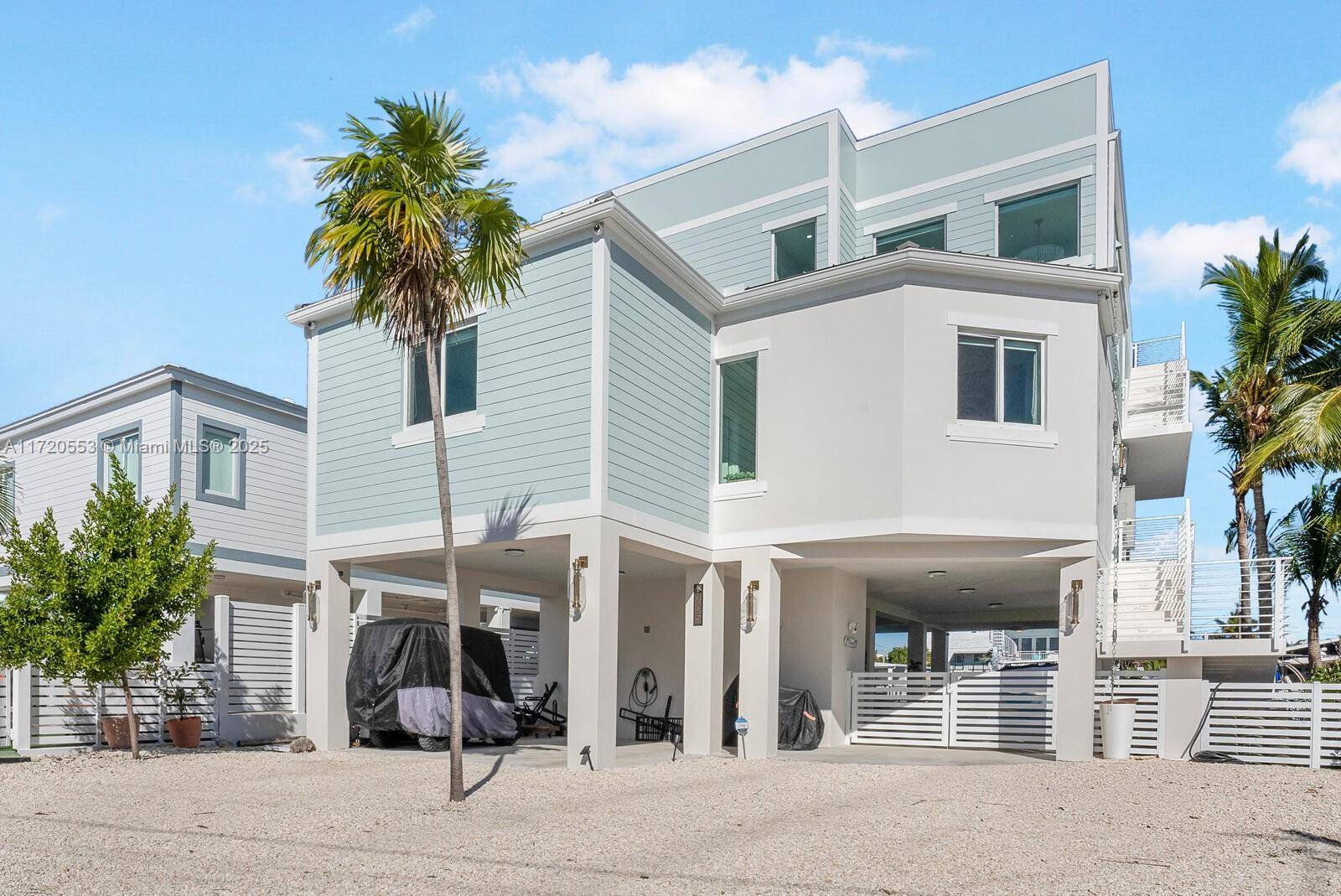Key Largo, FL 33037,705 Garden State Ln