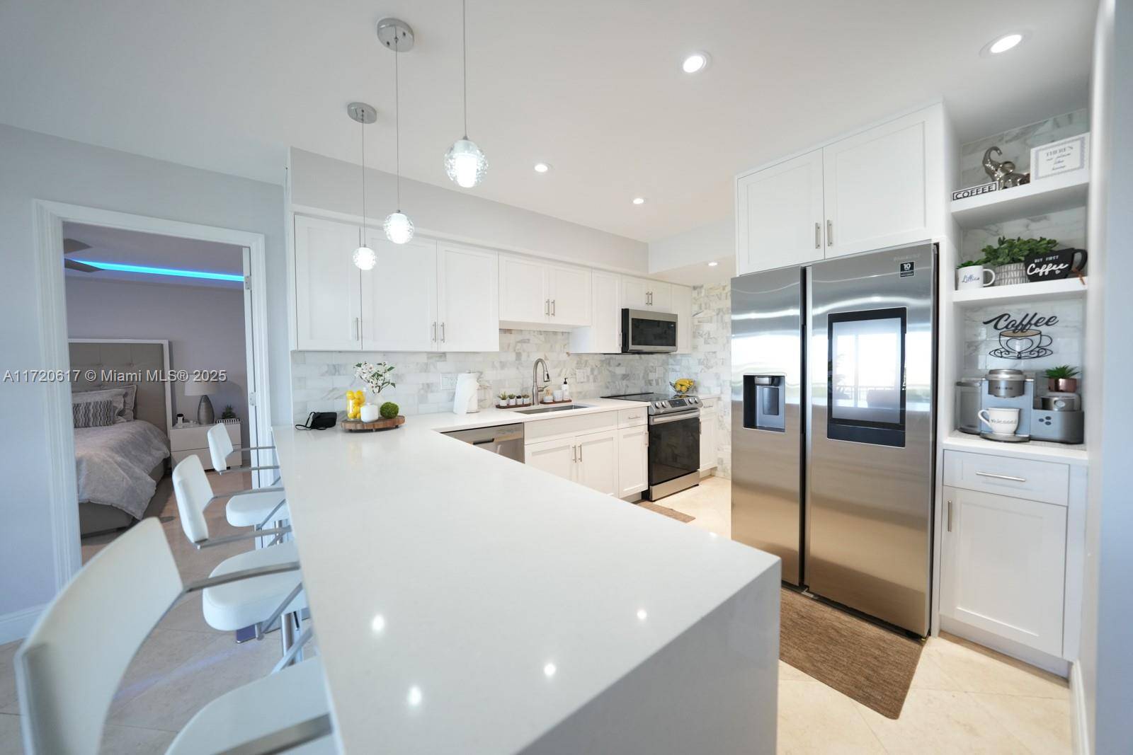 Hallandale Beach, FL 33009,200 Diplomat Pkwy #827