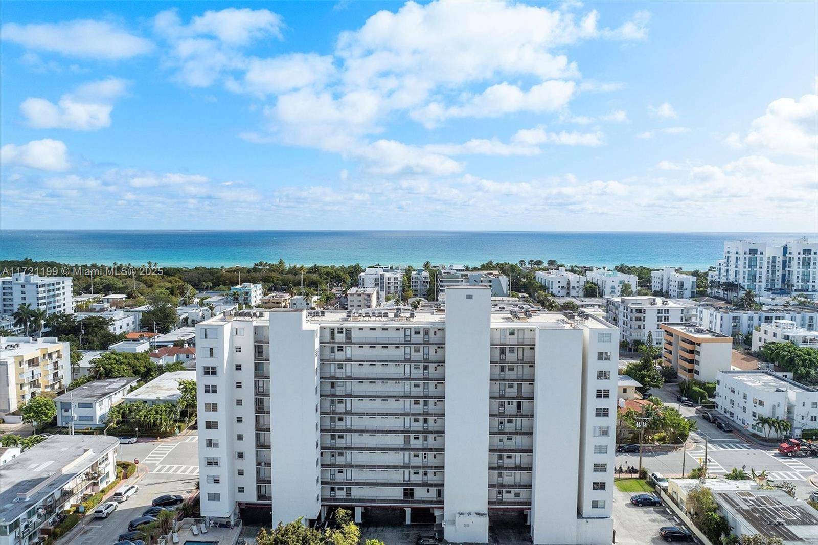 Miami Beach, FL 33141,7850 Byron Ave #207