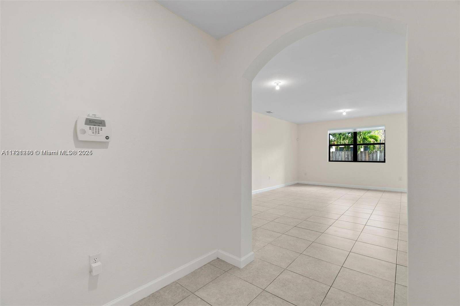 Homestead, FL 33033,241 SE 35th Ave