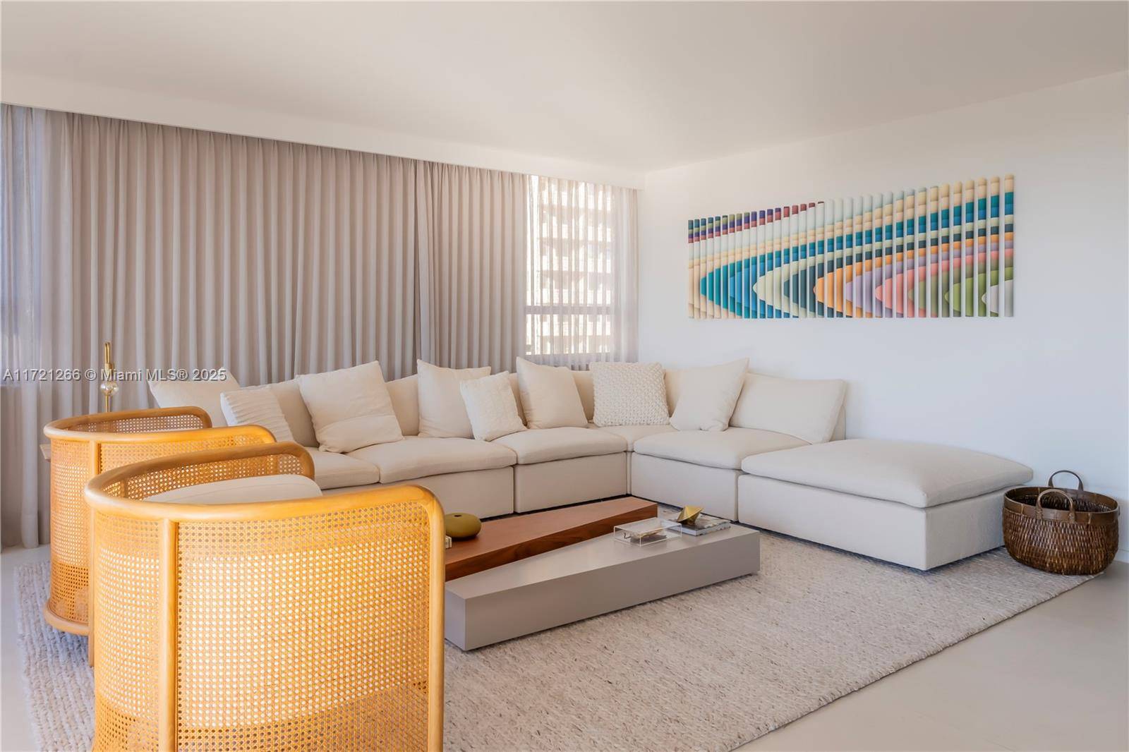 Bal Harbour, FL 33154,10175 Collins Ave #407