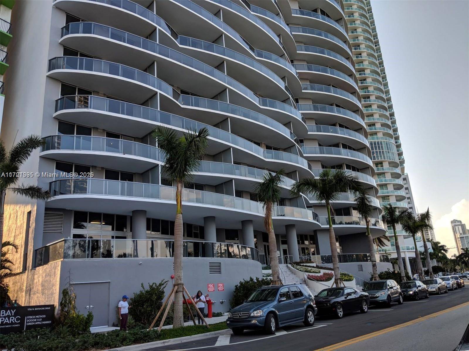 Miami, FL 33132,488 NE 18th St #4605