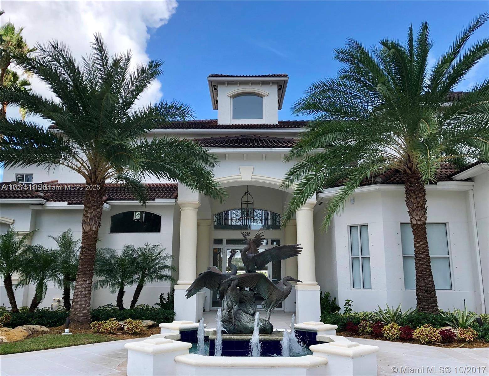 Aventura, FL 33160,3225 NE 184th St #10105