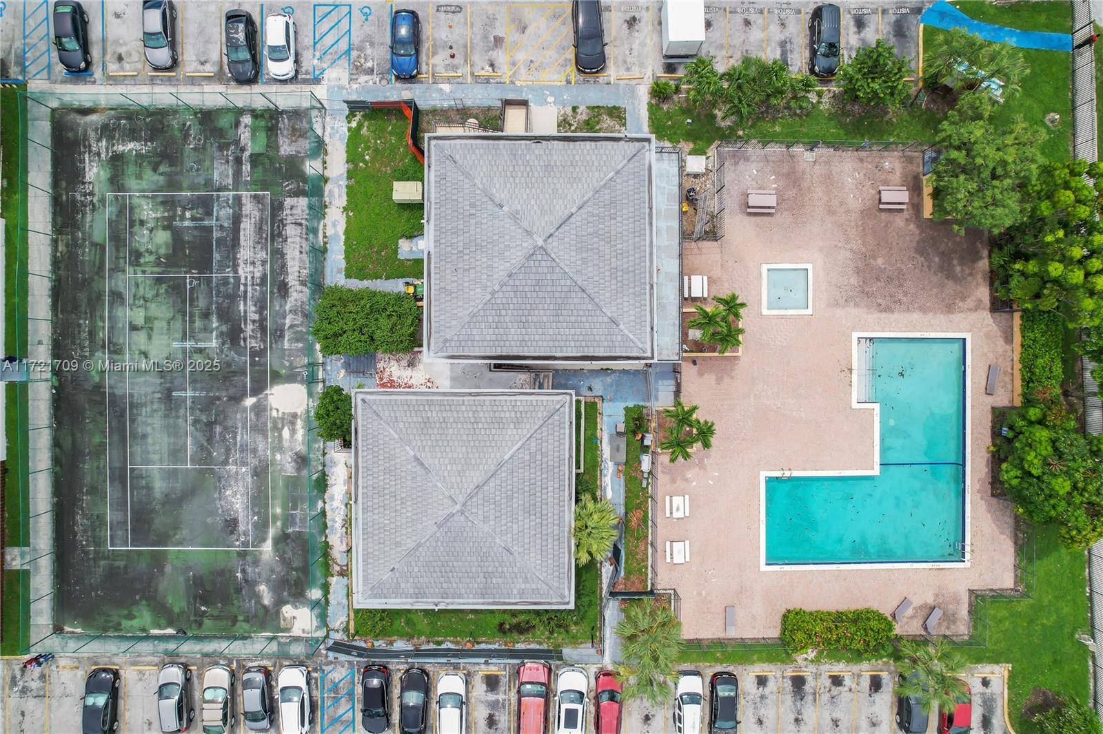Hialeah, FL 33012,5775 W 20th Ave #207
