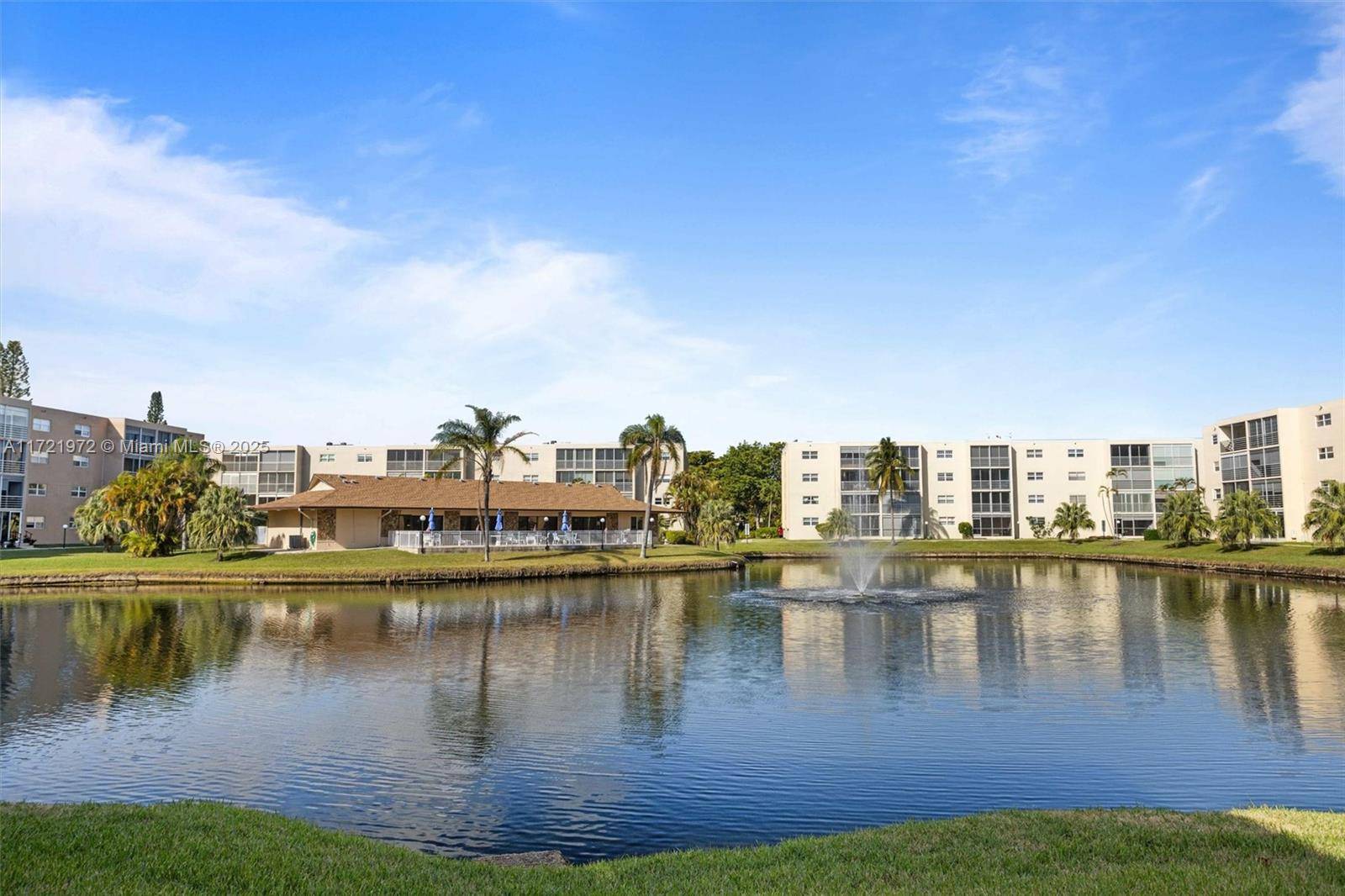 Dania Beach, FL 33004,415 SE 11th Ter #301