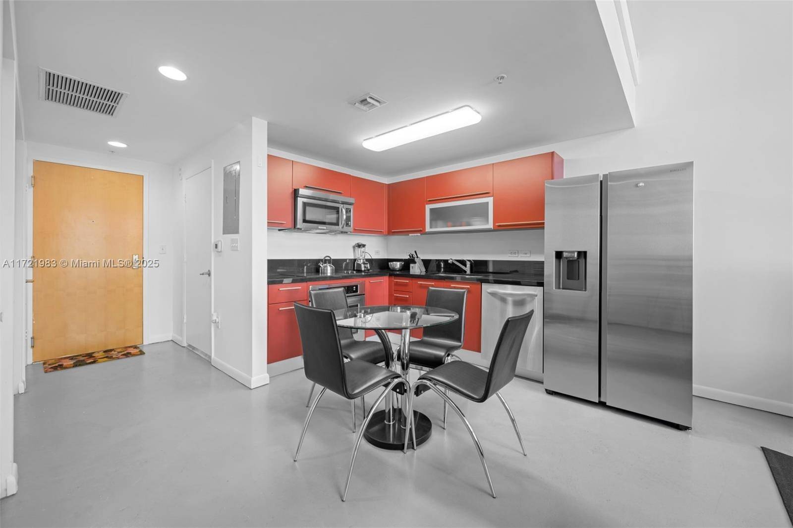 Miami, FL 33132,244 Biscayne Blvd #449