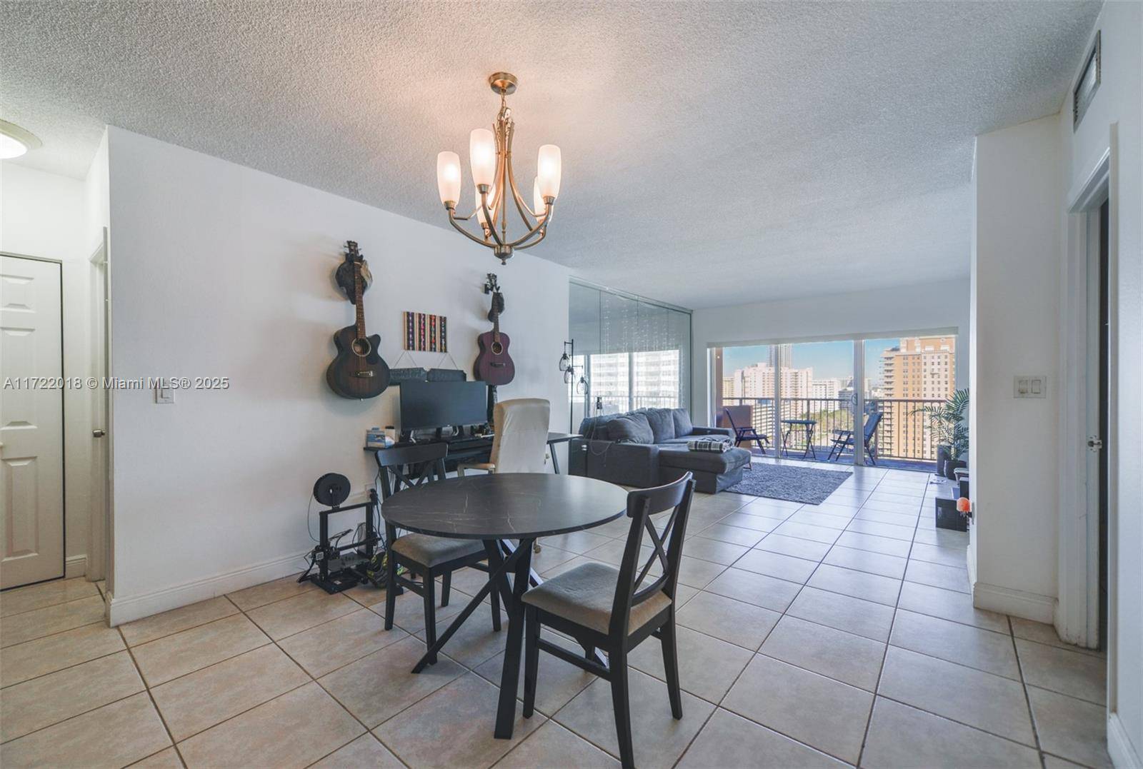 Hallandale Beach, FL 33009,1980 S Ocean Dr #14M