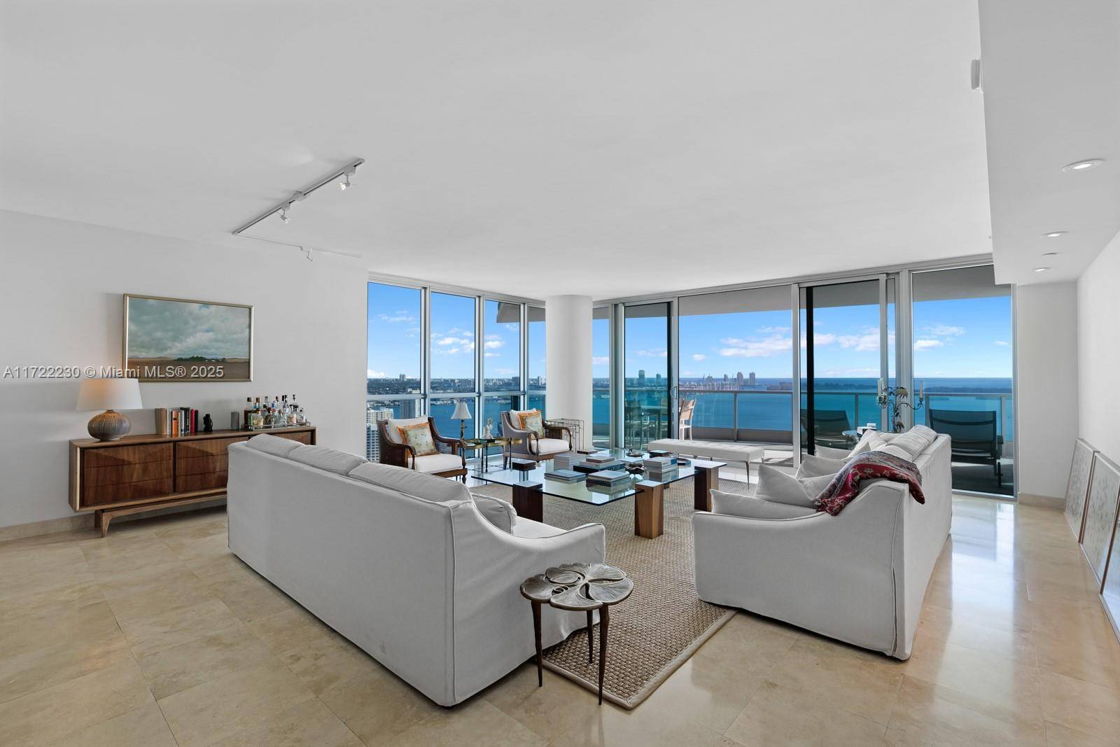 Miami, FL 33131,1331 Brickell Bay Dr #3901