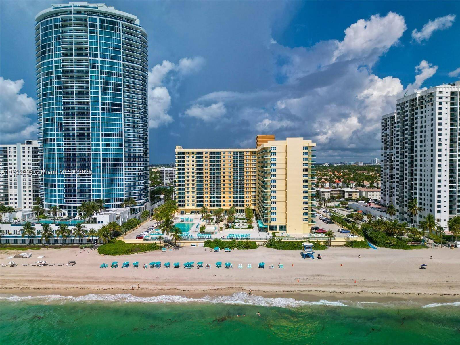 Hollywood, FL 33019,2501 S Ocean Dr #438