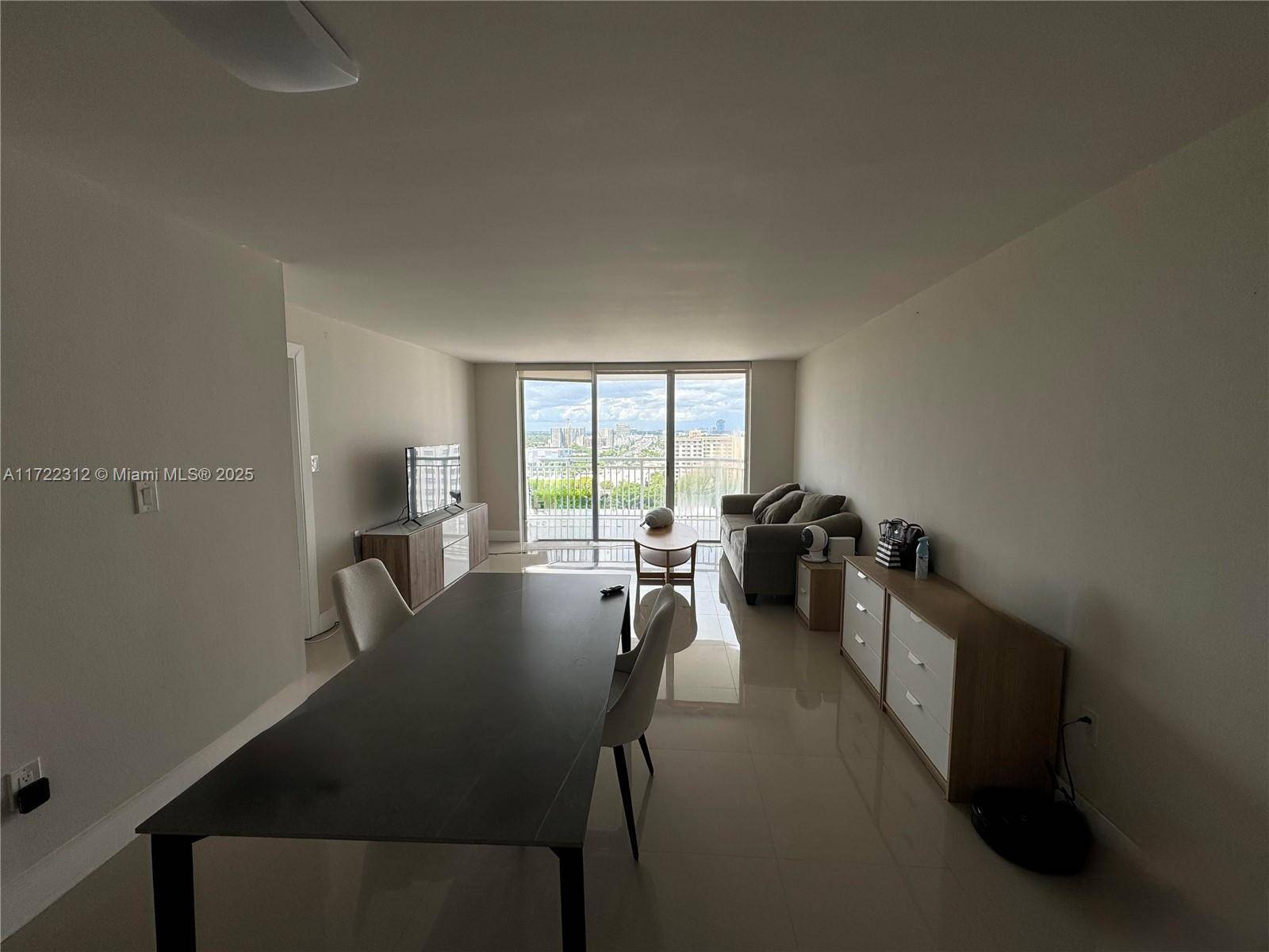 Aventura, FL 33160,18011 Biscayne Blvd #1802