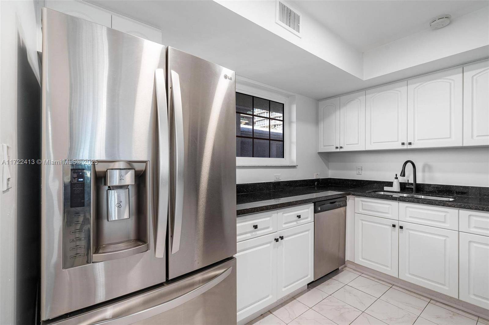 Surfside, FL 33154,8900 Collins Ave #202
