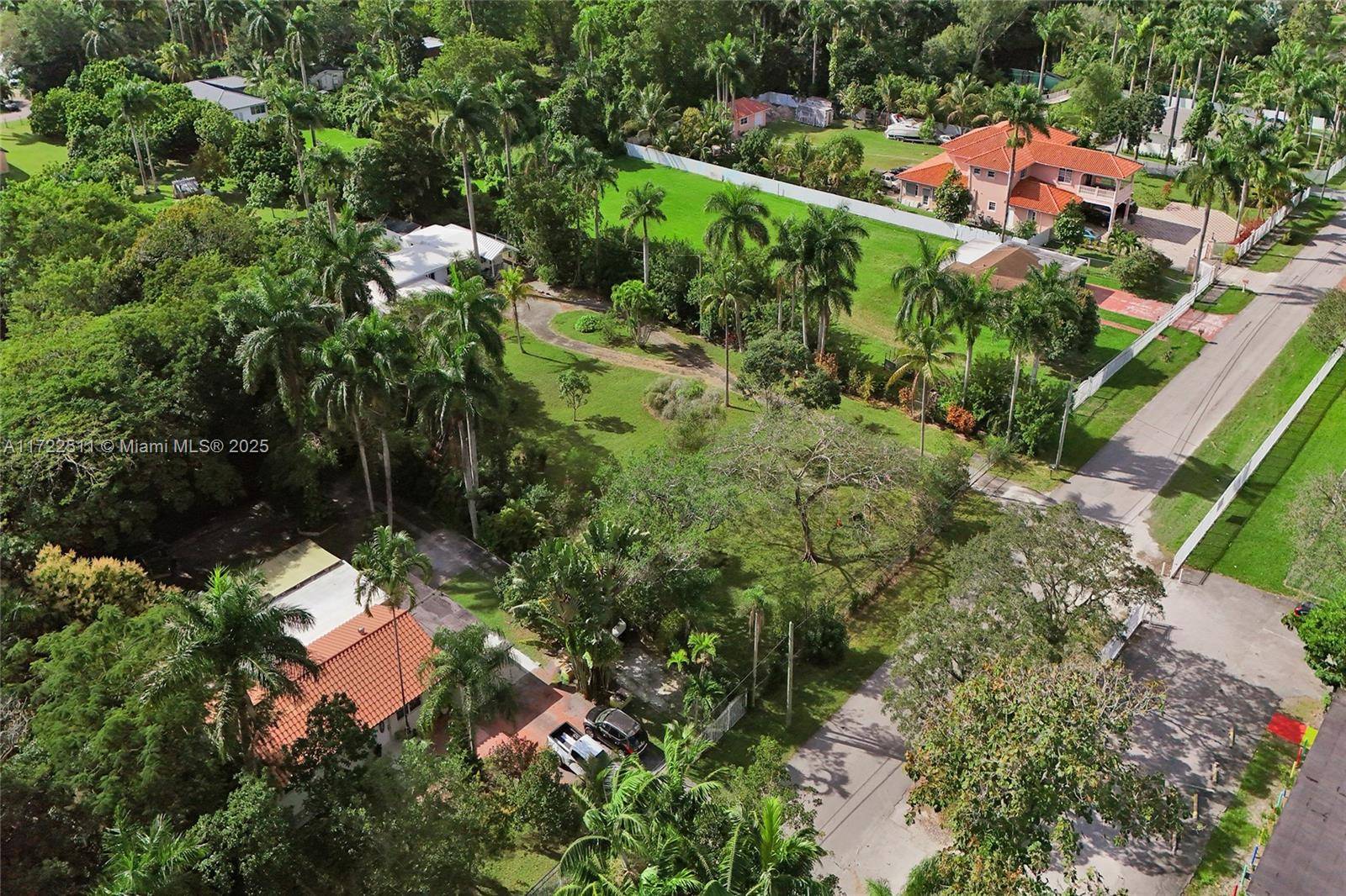 Miami, FL 33162,420 NE 154th St