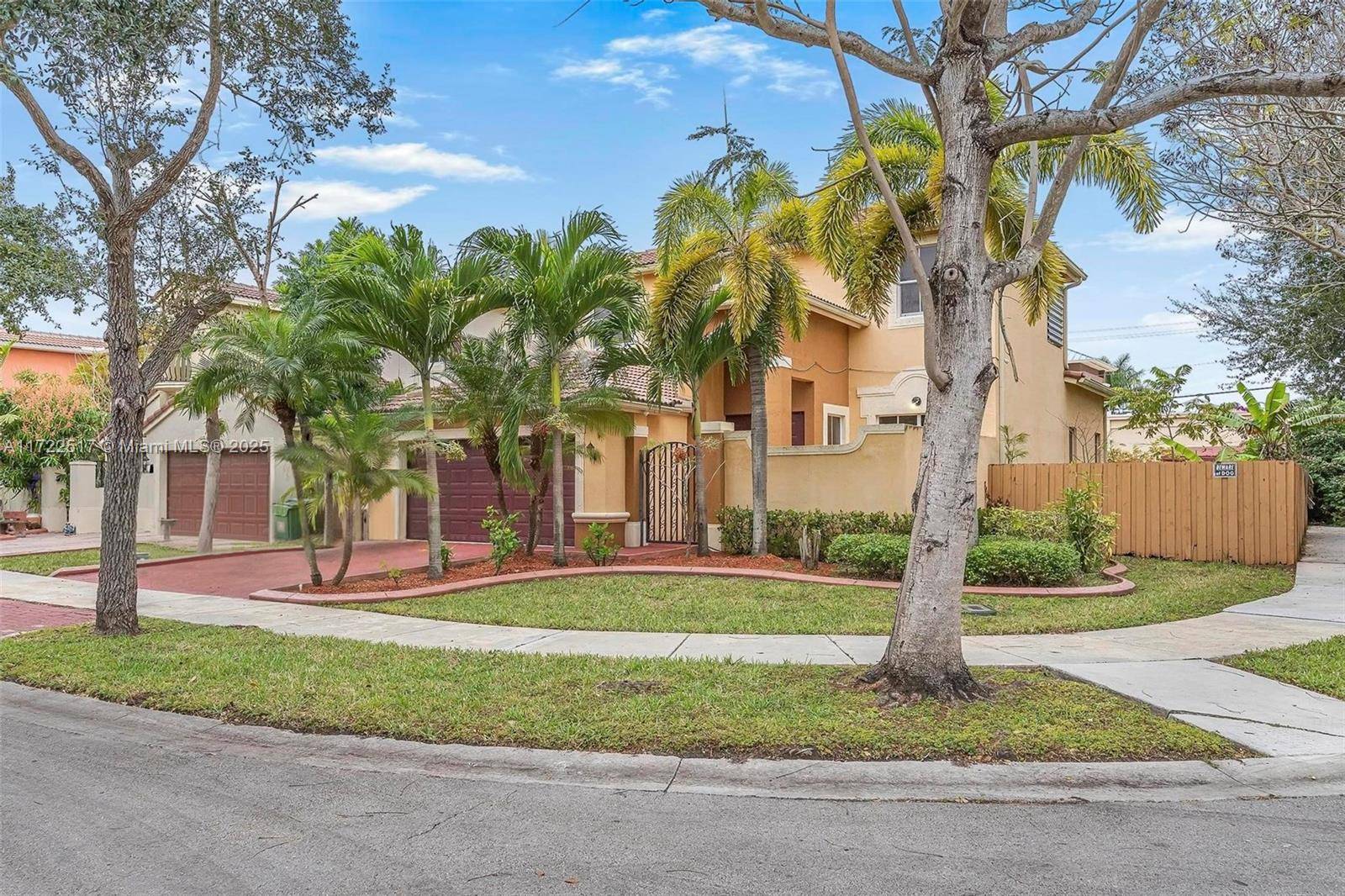 Homestead, FL 33033,2039 NE 6th Ct